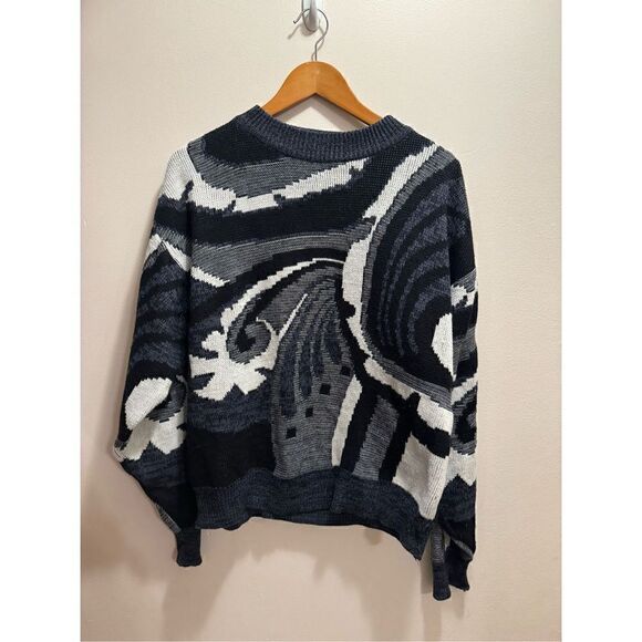 Vintage Sasson | Sweaters & Tops | Black & White Knit Pullover Sweater Size Larg - Picture 1 of 3